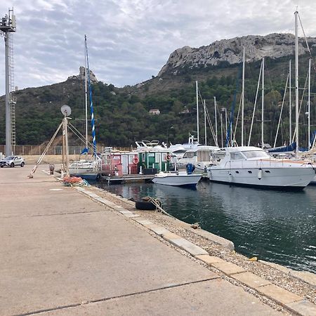 ホテル House Boat R Al Poetto 2 Pax Piu' 1 カリアリ エクステリア 写真